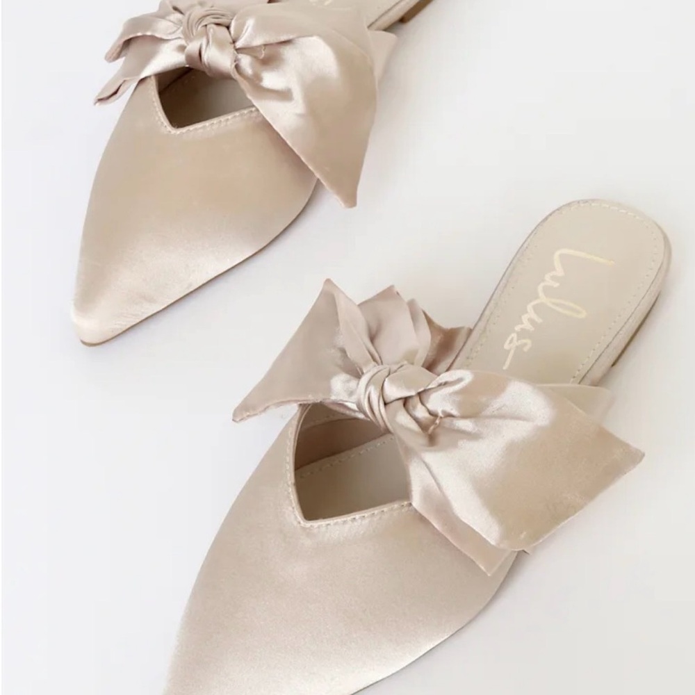 Lulu's Sylviee Satin Bow Pointed Flats in Champagne *See color in video** NIB